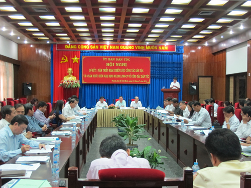Linh hoạt thực hiện chính sách dân tộc